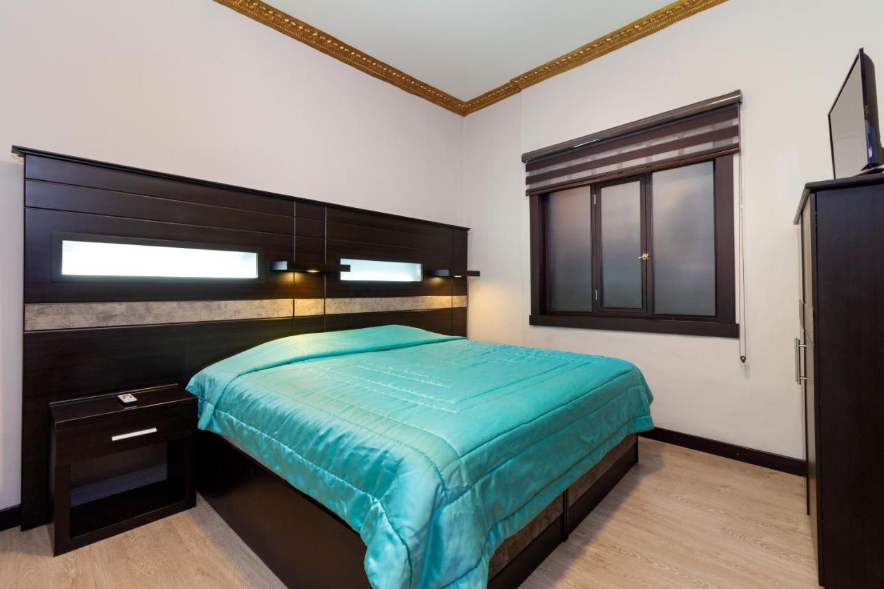 Hotel Majestic 2 By Hhg Cuenca Bagian luar foto