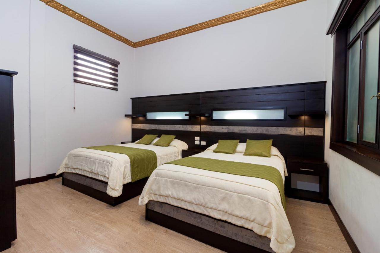 Hotel Majestic 2 By Hhg Cuenca Bagian luar foto