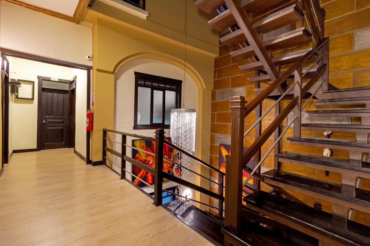 Hotel Majestic 2 By Hhg Cuenca Bagian luar foto